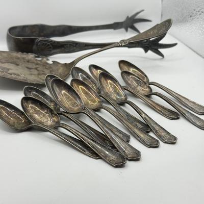 LOT 125J: Silverplate Utensil Collection