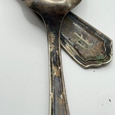 LOT 125J: Silverplate Utensil Collection