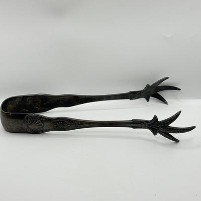 LOT 125J: Silverplate Utensil Collection