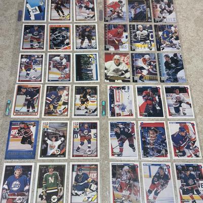 LOT 128J: Large Collection of Hockey Trading Cards