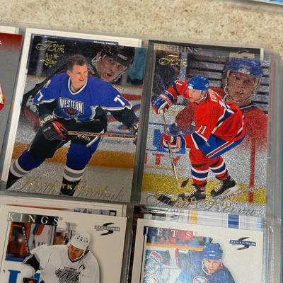 LOT 128J: Large Collection of Hockey Trading Cards