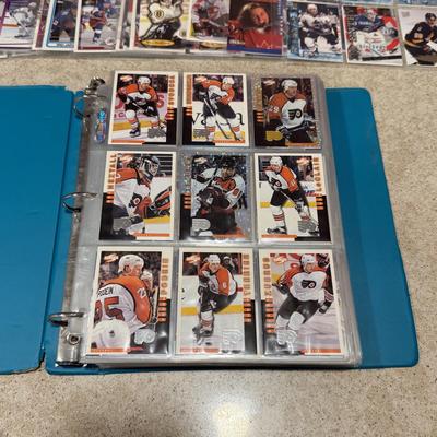 LOT 128J: Large Collection of Hockey Trading Cards