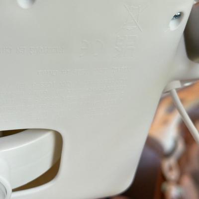 LOT 129U: Ingenuity Electronic Baby Rocker