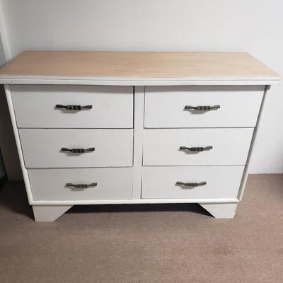 LOT 141B: Six Drawer Dresser with Mirror