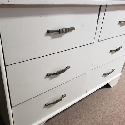 LOT 141B: Six Drawer Dresser with Mirror