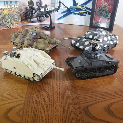 LOT 145B: Model Airplane & Tank Kits, Diecast Military Aircraft Toys & More