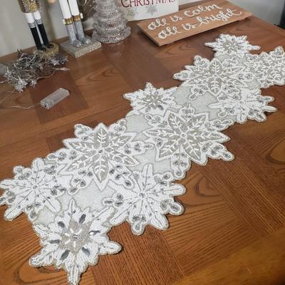 LOT 147B: Winter Wonderland Holiday Decor with Beautiful Beaded Table Runner