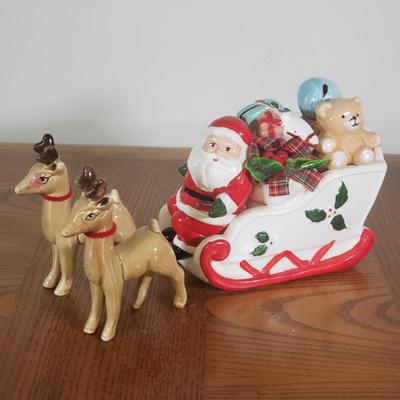 LOT 149B: Vintage & Modern Christmas Collection