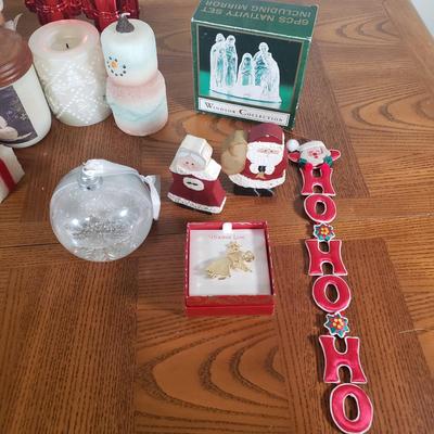 LOT 149B: Vintage & Modern Christmas Collection