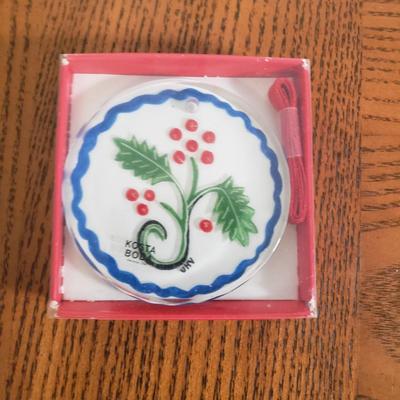 LOT 150B: Huge Collection of Christmas Ornaments; Kosta Boda, Lenox, Hallmark & More