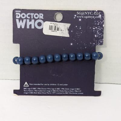 BBC Doctor Who TARDIS Bracelet - Glow In The Dark & Nickel Free