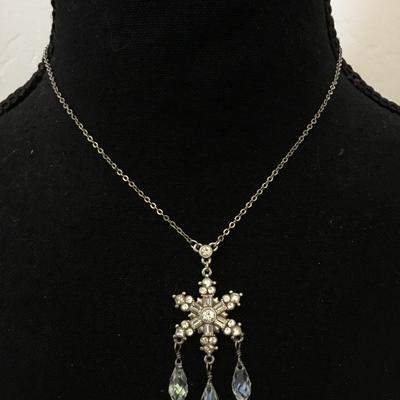 Beautiful Brighton, Arctica snowflake crystal Christmas pendant necklace