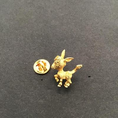 Vintage Very cute gold tone, donkey lapel pin