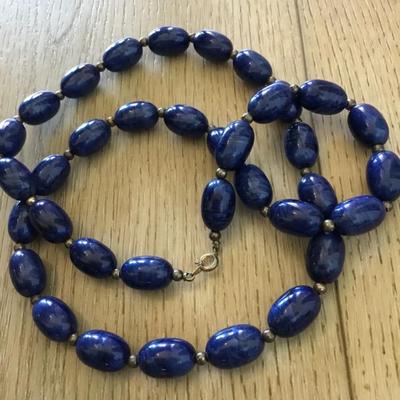 Big chunky blue beaded vintage necklace