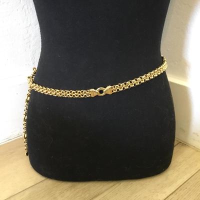 Very nice gold tone chain waist belt