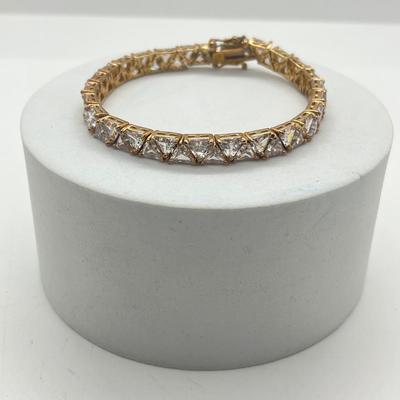 Sale Photo Thumbnail #138