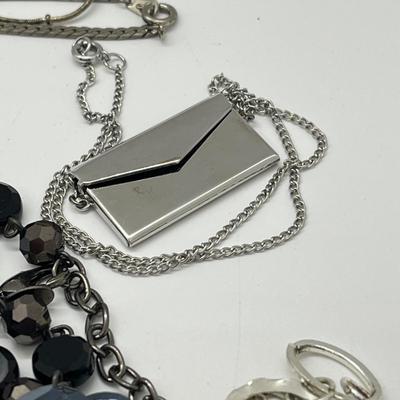 Sale Photo Thumbnail #470