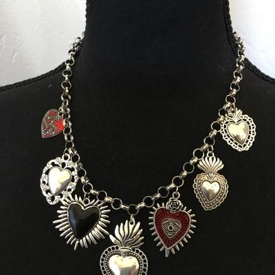 Cute silver tone statement necklace