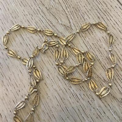 Vintage goldtone, filagree necklace