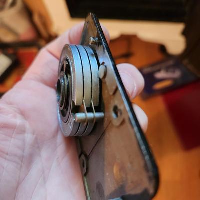 Vintage Sargent Greenleaf Group 2 RS714 Series floor safe