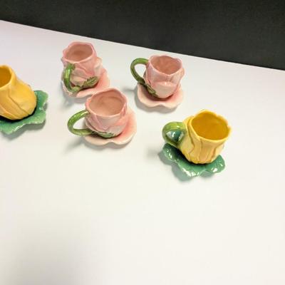 Sale Photo Thumbnail #1252: Vintage Russ Berrie & Co. Cups & Saucers #2