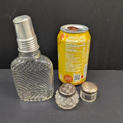 Sale Photo Thumbnail #1350: 1 bottle does have a chip