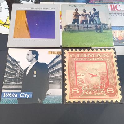 LOT 203: Vintage Vinyl Collection - Chicago, Journey, Pete Townsend, Creedence Clearwater Revival and More