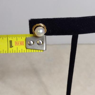 14 Karat Yellow Gold and Pearl Post Earrings- Approx Total Weight 2.4 Grams (#71)