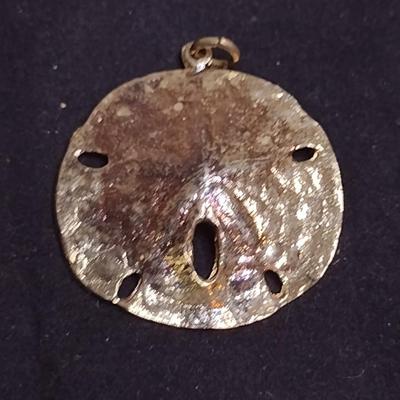 Sterling Silver Pendant- Sand Dollar Design- Approx Total Weight 15.2 Grams (#72)