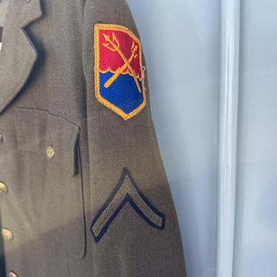 WWII US ARMY AIR CORPS UNIFORM