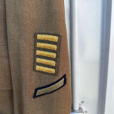 WWII US ARMY AIR CORPS UNIFORM