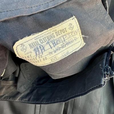 WWII US NAVY OFFICER DRESS JACKET