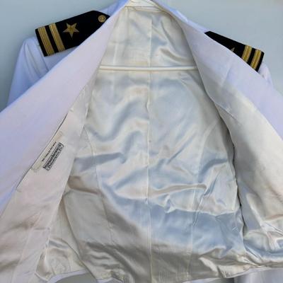 US NAVY OFFICERS DINNER DRESS WHITE