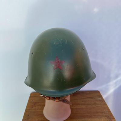 VINTAGE SOVIET UNION MILITARY HELMET