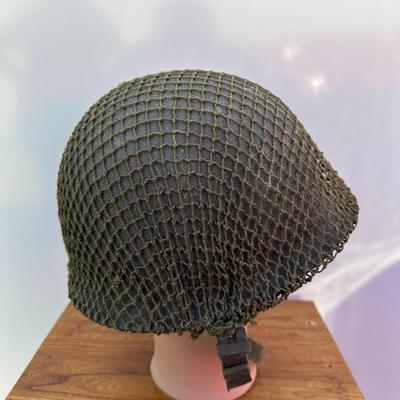 VIETNAM WAR US ARMY M1 HELMET