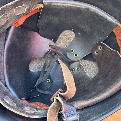 VINTAGE ROMANIAN ARMY HELMET