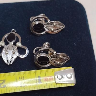 Assorted Sterling Silver Earrings and Pendant- Approx Total Weight 24.2 Grams (#76)