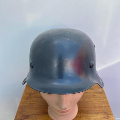 VINTAGE GERMAN M35 STAHLHELM MILITARY HELMET