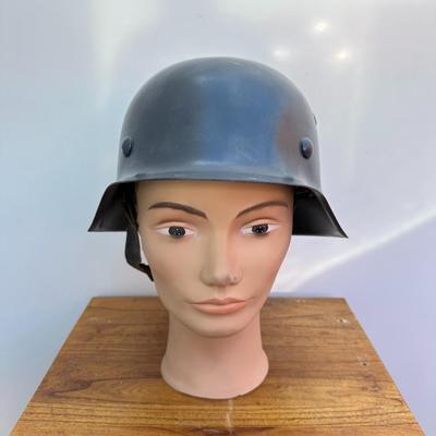 VINTAGE GERMAN M35 STAHLHELM MILITARY HELMET
