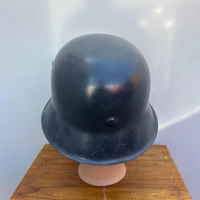 VINTAGE GERMAN M35 STAHLHELM MILITARY HELMET