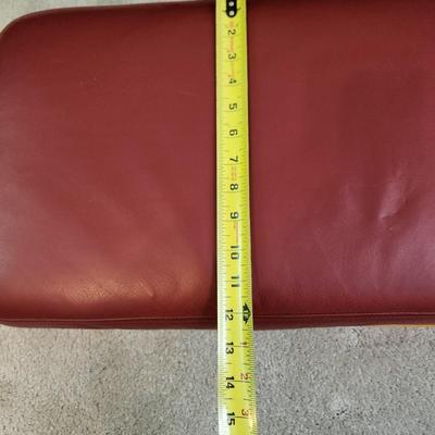 Padded Adjustable Height Stool 17 to 23"