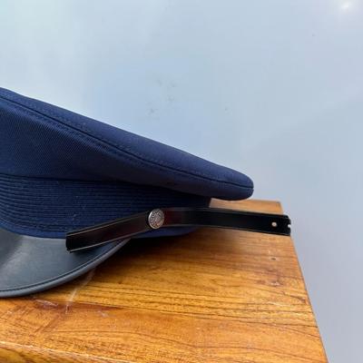 VINTAGE U.S. AIR FORCE OFFICERS SERVICE DRESS BLUE VISOR CAP
