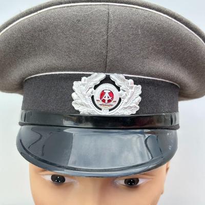VINTAGE NVA EAST GERMAN OFFICER CAP