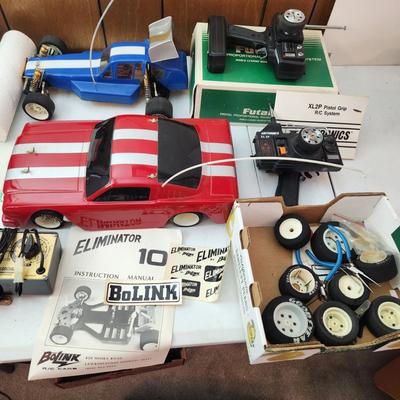 2 Vintage R/C Cars BoLink , RC10 Team Accociated with Extras