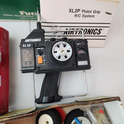 2 Vintage R/C Cars BoLink , RC10 Team Accociated with Extras