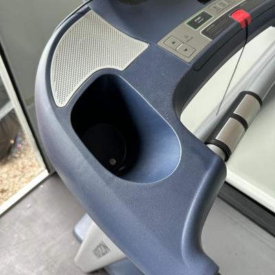 HORIZON T701 TREADMILL