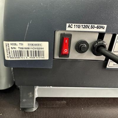 HORIZON T701 TREADMILL