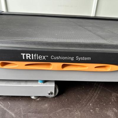 HORIZON T701 TREADMILL