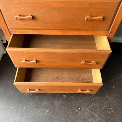 VINTAGE 4 DRAWER DRESSER ON CASTERS