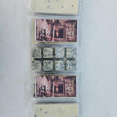 Sale Photo Thumbnail #325: Homemade wax incense packs, featuring a rich pipe tobacco aroma without actual combustion. Crafted with real pipe tobacco for an authentic scent. Comes in divided wax melts, easy to use in standard wax warmers. Includes manufacturer's warning regarding th